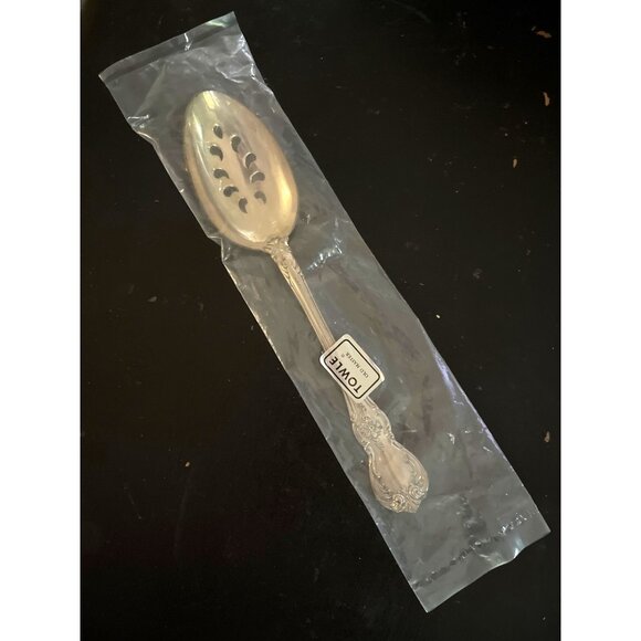 Towle Old Master Sterling Silver Serving Spoon Pierced 8 1/2 New in Package - Picture 2 of 4